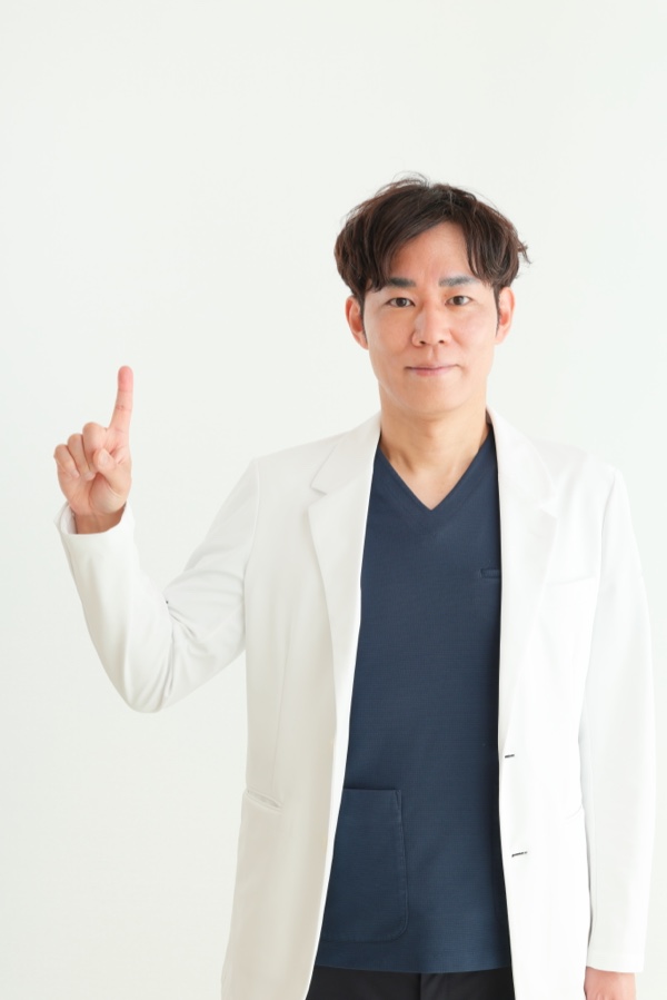 監修者：花房 崇明